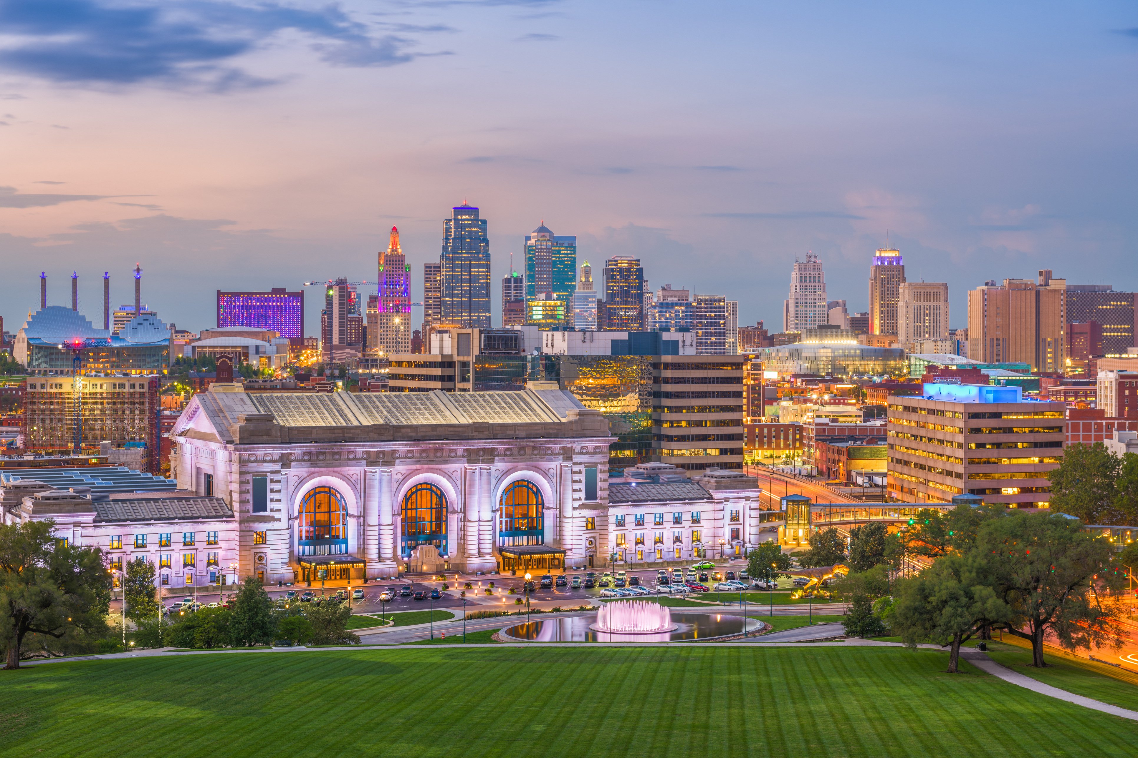 HappyNest Laundry Pickup with Next-Day Delivery Now Available in Kansas City, MO